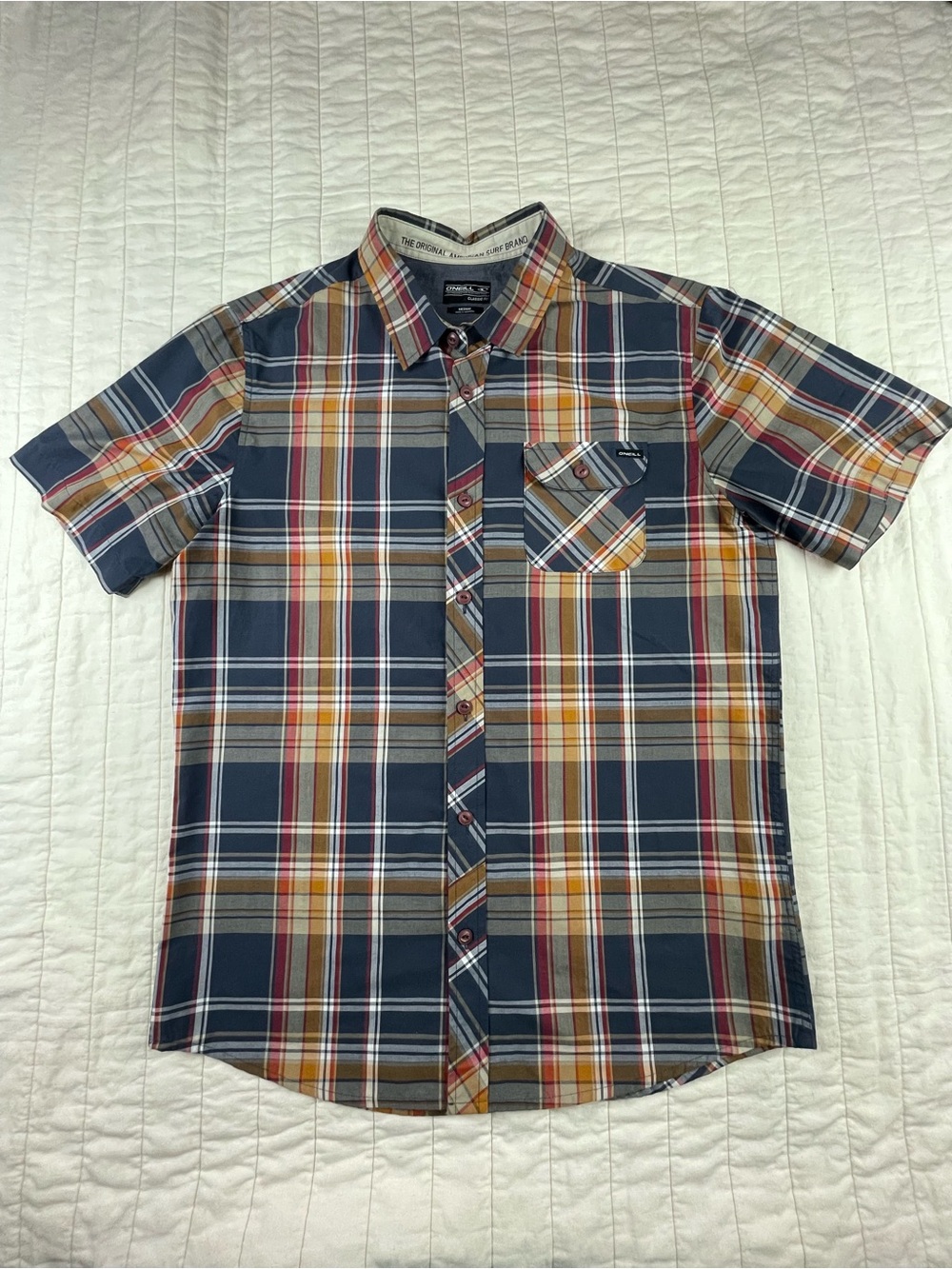 O'Neill Navy Plaid Short-Sleeve Button-Down Shirt with Multicolor Stripes Medium
